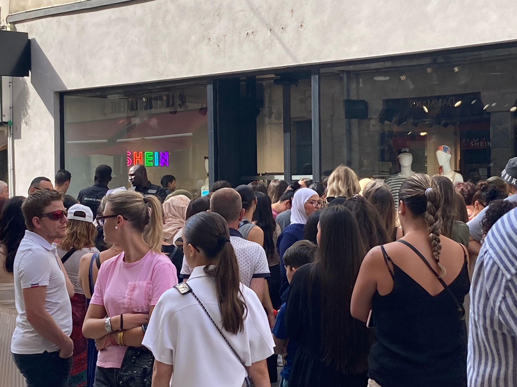 « Ce n'est pas très éthique », mais « on en profite » l