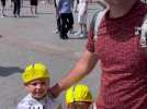 Grand départ du Tour à lille : Antoine et ses deux fils déjà coureurs attendent leurs idoles