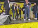 Tour de France à Lauwin-Planque : le cadeau très original de Christian Poiret a Christian Prudhomme