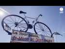 VIDÉO. Un vélo géant fait de ferrailles et de récup' conçu pour le Tour de France