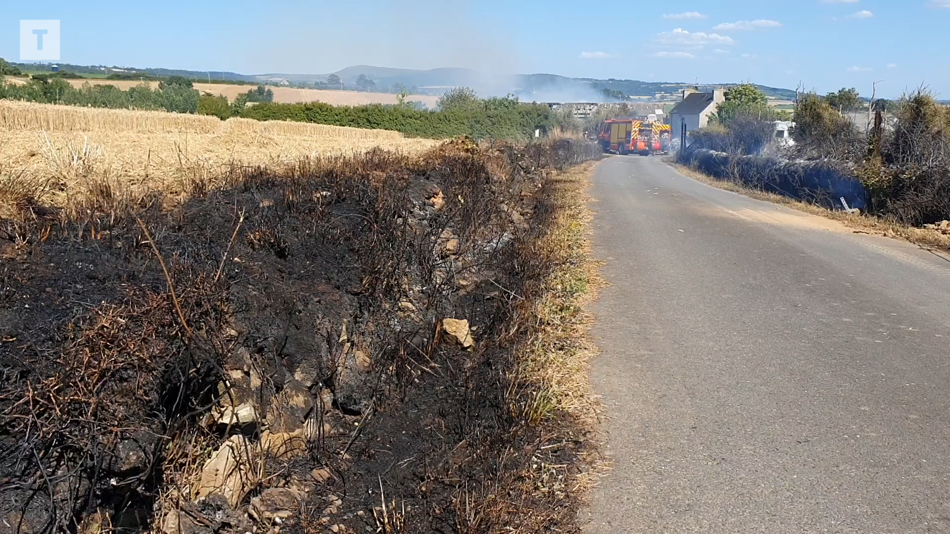 « Je suis passé entre des flammes hautes de quatre mètres » : un hameau de Telgruc-sur-Mer évacué [Vidéo]