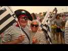 Tentative du record breton du plus grand rassemblement de marinières, sur la plage de Tresmeur, à Trébeurden
