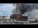 Un incendie ravage un bâtiment en construction à Paris