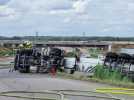 Un camion qui transporte du combustible se renverse en sortie de Pont à Mousson