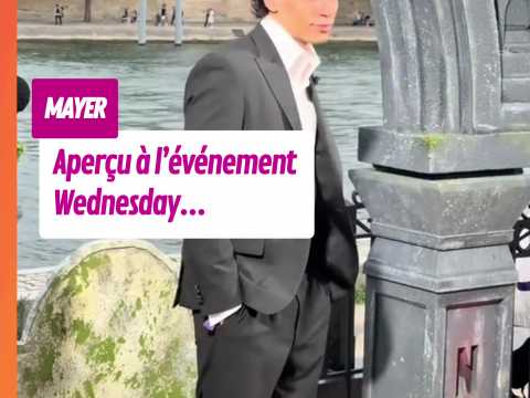 VIDEO : Il aurait presque vol la vedette   Mercredi Addams
