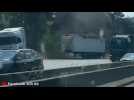 Autoroute A1. Un camion en feu