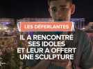 Aux Déferlantes, il a rencontré ses idoles et leur a offert une sculpture.