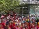 Le public profite des animations festives