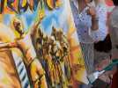 Tour de France 2025 étape 12 : L'artiste gersois Laurent Ladevèze peint, au milieu de la foule
