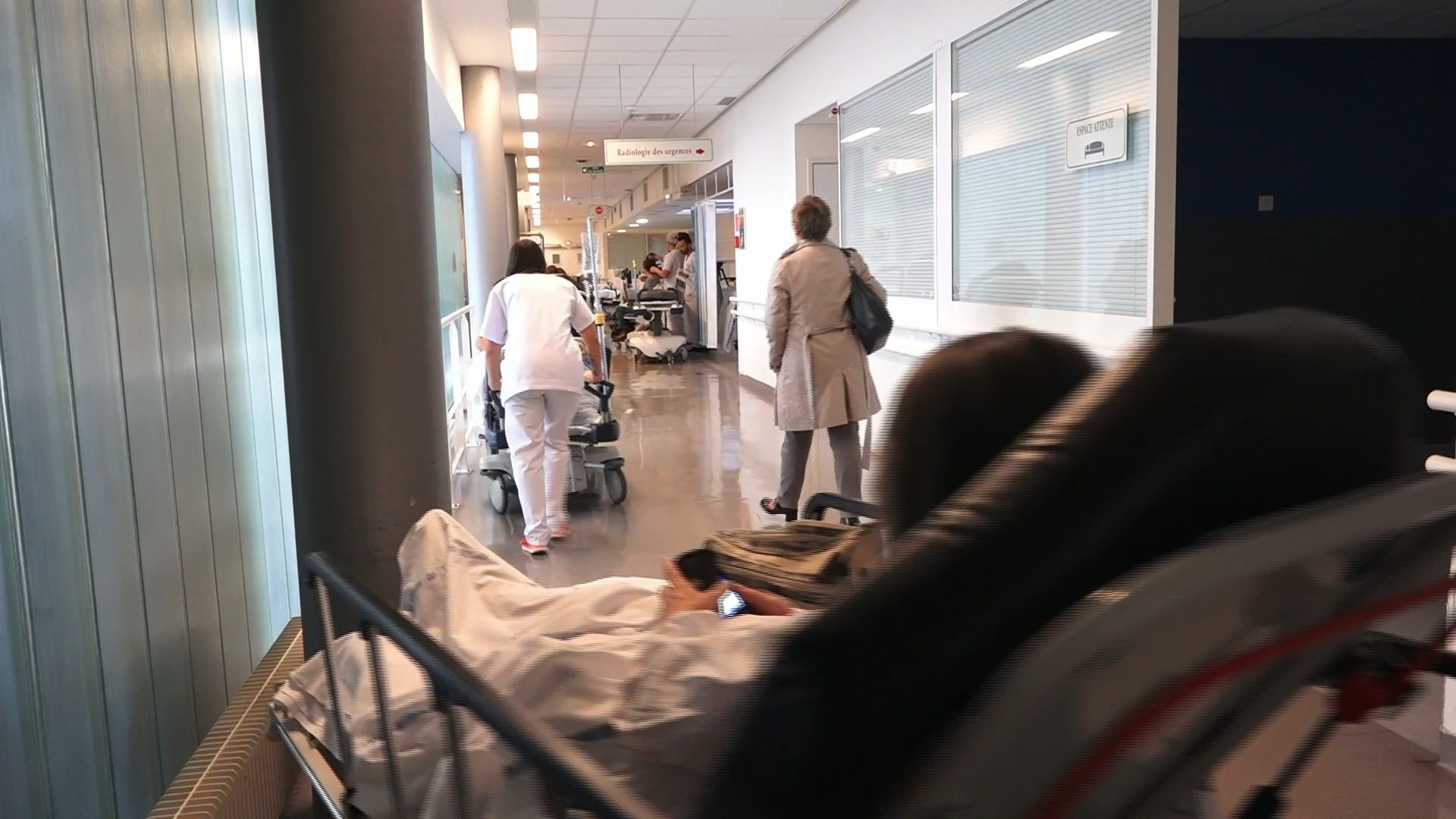 « On n'est plus dans l'empathie. C'est de l'abattage » : la régulation des urgences des Côtes-d'Armor pèse sur le centre d'appels du 15 [Vidéo]