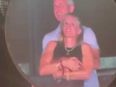 Kiss-Cam lässt Affäre eines Tech-Managers auffliegen