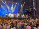 Grand concert de Neil Young sur la place sur Palais Royal de Bruxelles