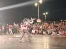 Le spectacle « Friandises Vélicyclopédiques » lors du festival des Irrésistibles à Montreuil-sur-Mer.