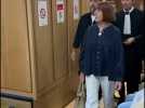 L'arrivée de Gisèle Pelicot à la cour d'appel de Nîmes