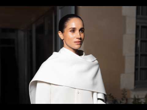 VIDEO : Meghan Markle se fait remarquer  Paris
