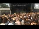 VIDÉO. Motocultor : « Bonjour les Vieilles Charrues », le groupe punk Poésie Zéro provoque le public