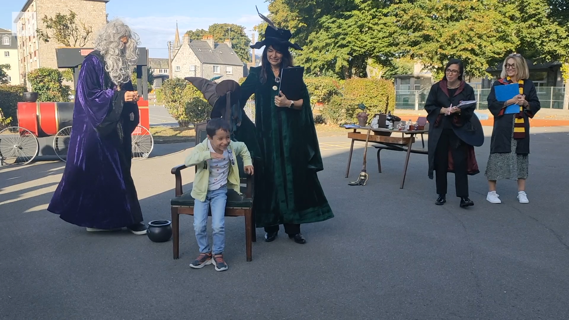 « Ça rend la rentrée plus douce » : des écoliers plongés dans le monde d'Harry Potter à Saint-Malo