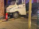 Arras - Achicourt : une fourgonnette percute une façade, quatre blessés après un spectaculaire accident