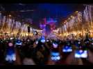 VIDÉO. Nouvel an 2026 : une marée de smartphones sur les Champs-Élysées