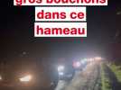 VIDÉO. La ferme illuminée provoque de gros bouchons dans ce hameau au nord de Rennes