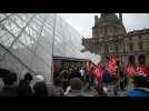 Grève au Louvre : les salariés reconduisent le mouvement, le musée reste partiellement ouvert