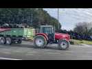 VIDÉO. Au péage de La Gravelle, les agriculteurs démarrent leur mobilisation