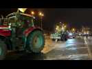 France: après une nuit devant l'Assemblée nationale, les agriculteurs quittent Paris