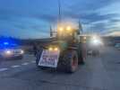 Départ des agriculteurs en direction de l'A31 pour rallumer leurs feux de la colère sur le rond-point de Lesmenils