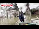 VIDÉO. Inondations en Maine-et-Loire : Thomas et Camille contraints de déménager leur maison en barque
