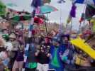 Carnaval de Dunkerque : à Wormhout, effervescence et lancers de petits pains pour une bande réussie