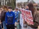 Manifestation au collège de Bernaville