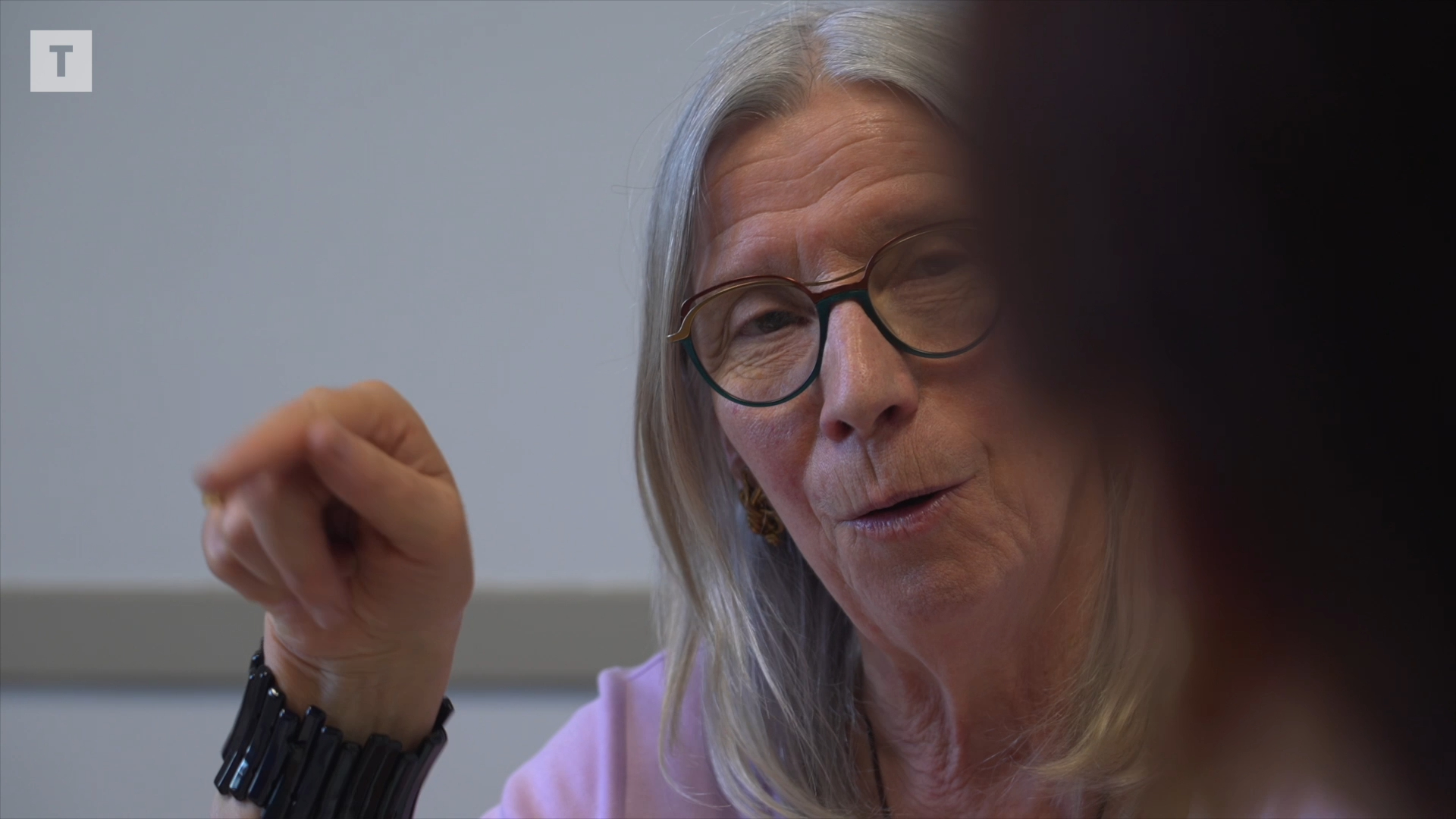 Que doit laisser un maire sortant à son successeur ?