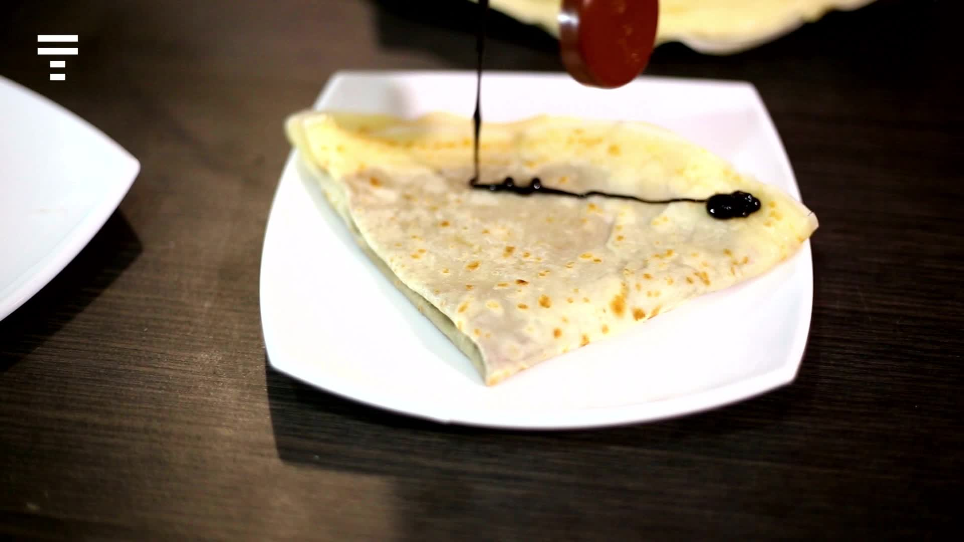 « Non, ça ne fait pas grossir ! » : cette diététicienne nutritionniste répond à nos questions autour de la crêpe [Vidéo]