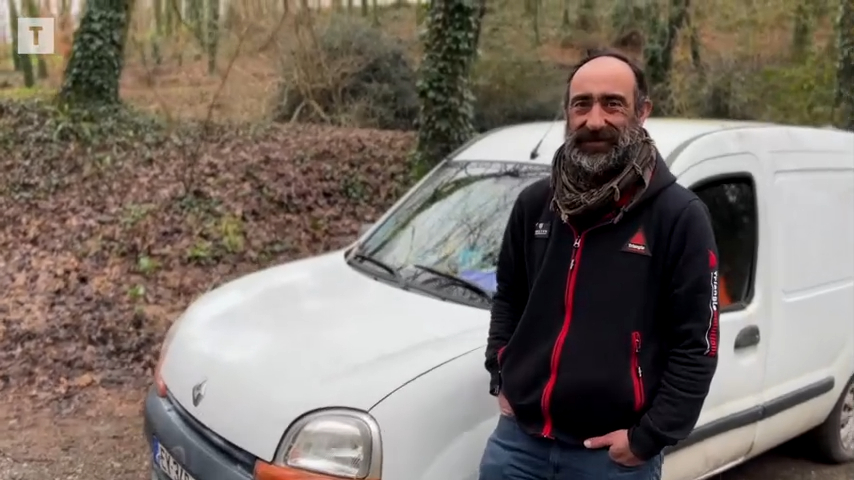 « J’ai toujours l’espoir de rebondir » : dans le pays de Brest, Maël Proust vit dans sa voiture depuis quatre ans [Vidéo]