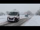La neige bloque les routes en Normandie