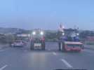 Le convoi de tracteurs de la coordination rurale de Corse bloqué au nord de Marseille par les autorités