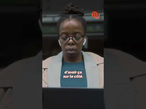 L'écran de cet ordinateur peut s'étendre vers le haut ! #shorts