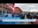 Manifestation des taxis marseillais devant l'Hôtel de Ville