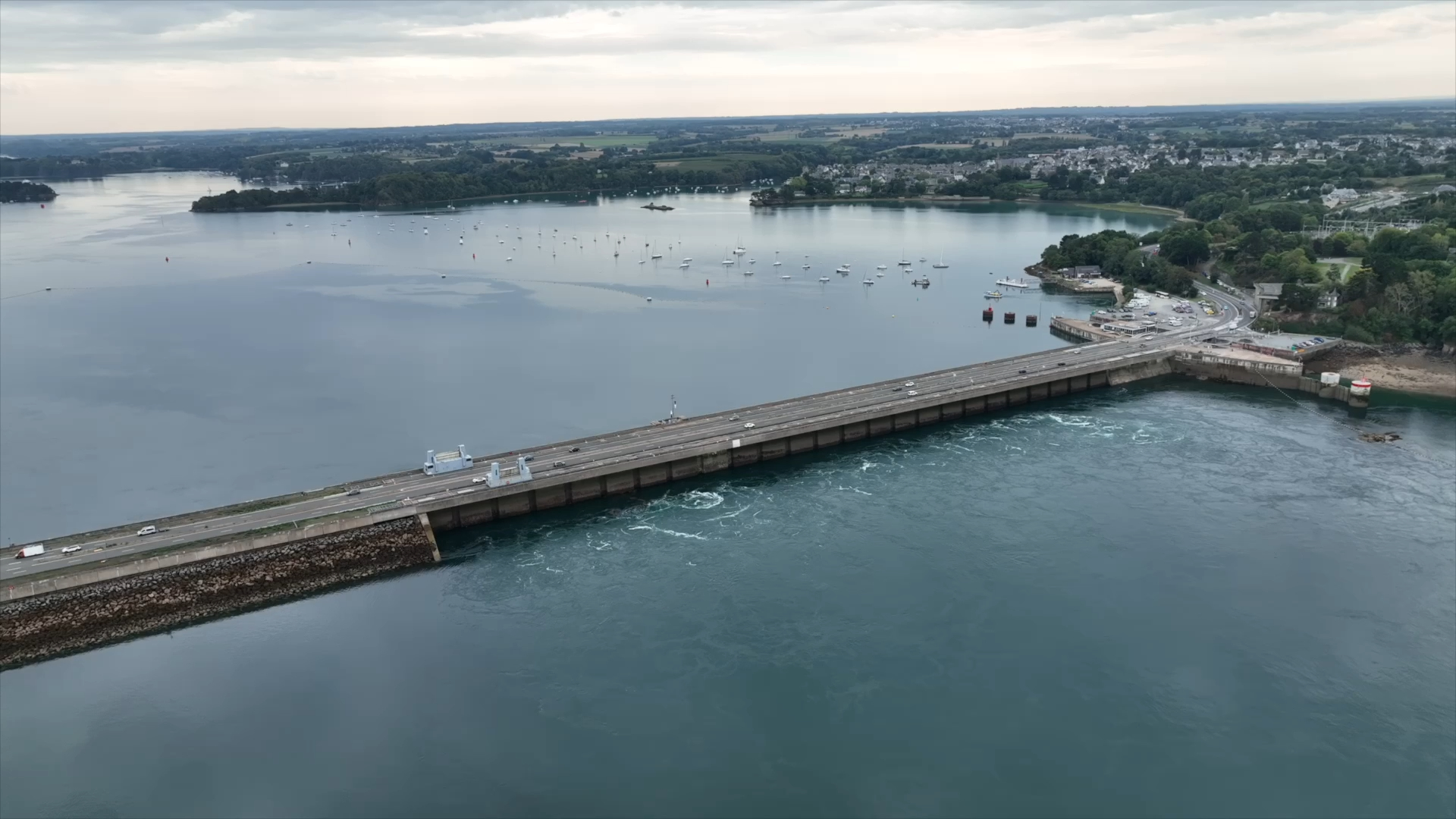 « C’est comme une dynamo de vélo » : l’usine marémotrice de la Rance livre ses secrets [Vidéo]