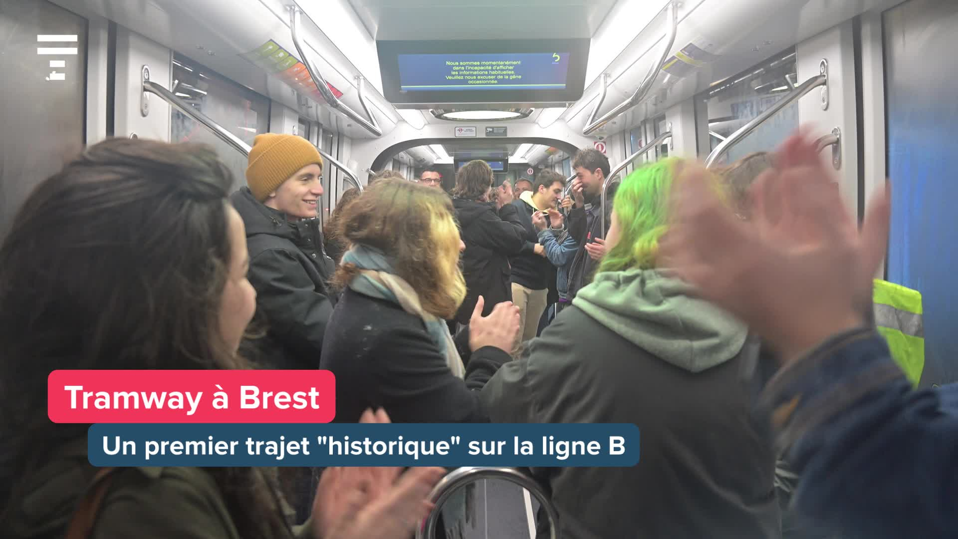 « On rentre dans l’histoire ! » : à Brest, les premiers usagers de la ligne B ont baptisé le nouveau tramway [Vidéo]