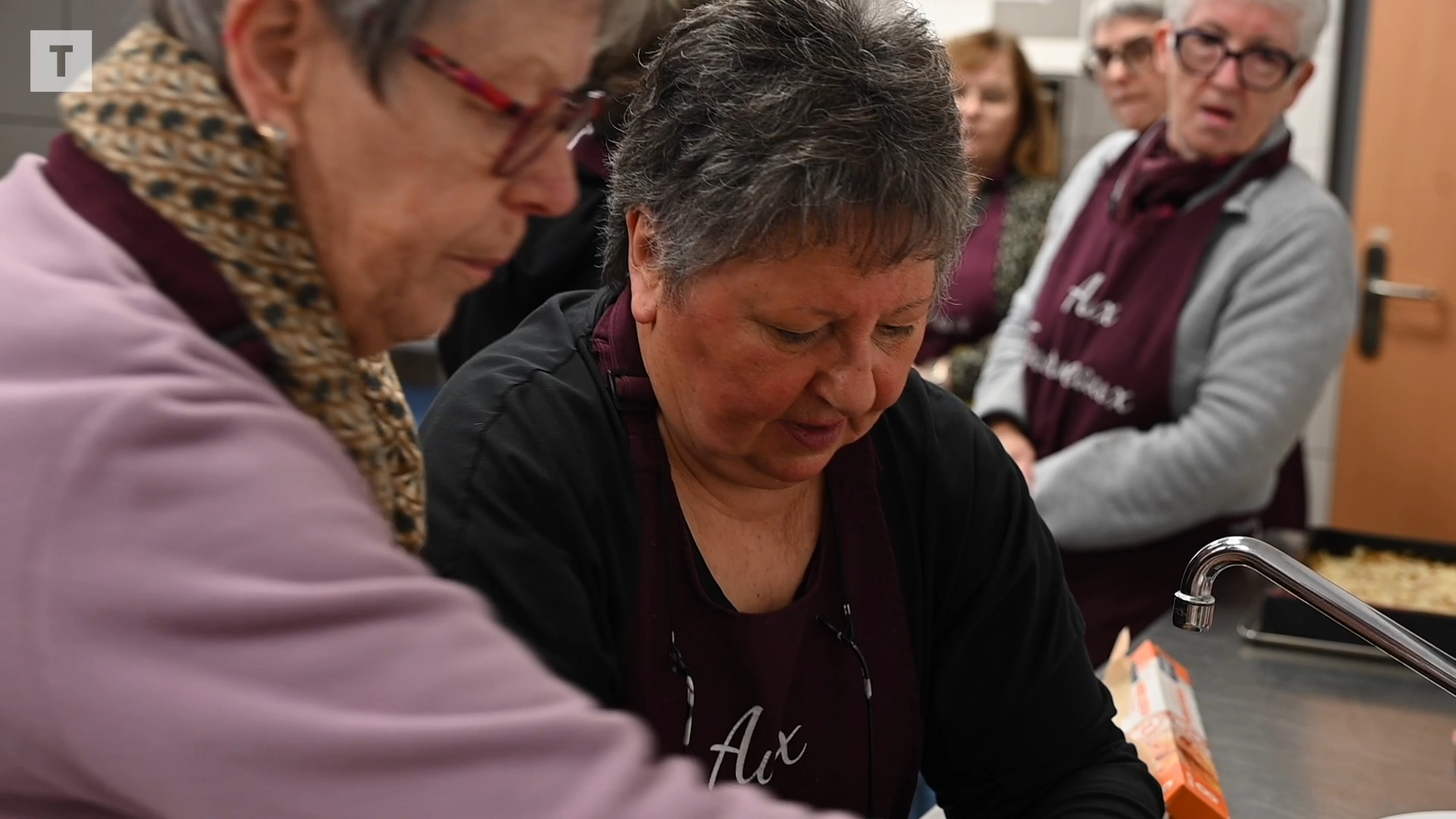 « Ici, c'est le restaurant tous les mois ! » :ÿ les cours de cuisine de Chantale Le Bras régalent de Landeleau jusqu'en Chine [Vidéo]