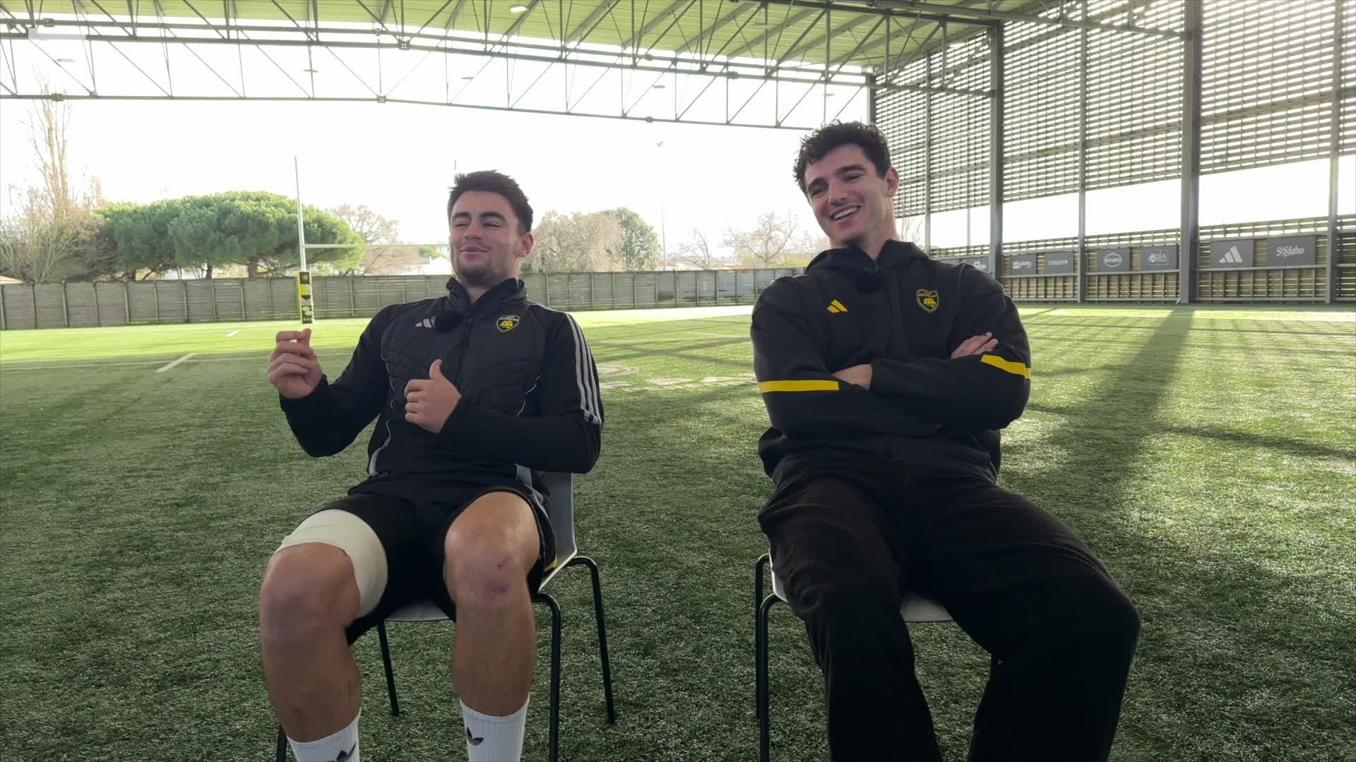 « On passe pas mal de temps ensemble, c'est la coloc ! » : Nolann Le Garrec et Matthias Haddad, les potes d'enfance se retrouvent au Stade Rochelais [vidéo]