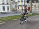 Avec un vélo cassé, il a roulé 150 km... autour de la place Wilson à Dijon !