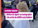 Catherine Deneuve refuse de signer un autographe