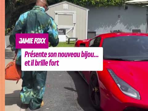 VIDEO : Jamie Foxx et son nouveau bijou
