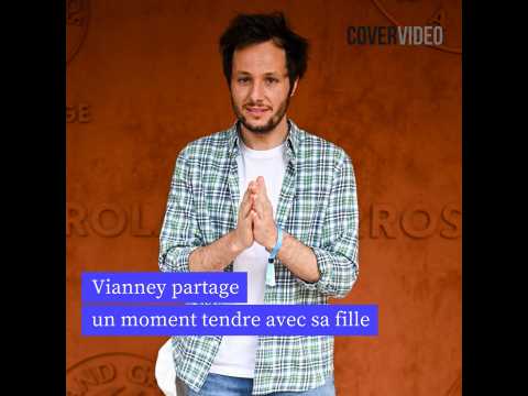 VIDEO : Vianney partage un moment tendre avec&hellip;