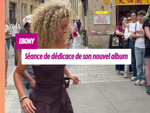 VIDEO : Ebony arrive la s�ance de d�dicace de&hellip;