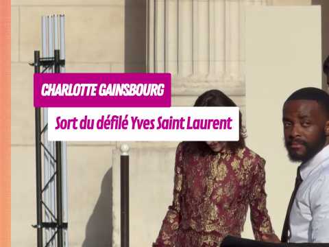 VIDEO : Charlotte Gainsbourg sort du d�fil� Y&hellip;