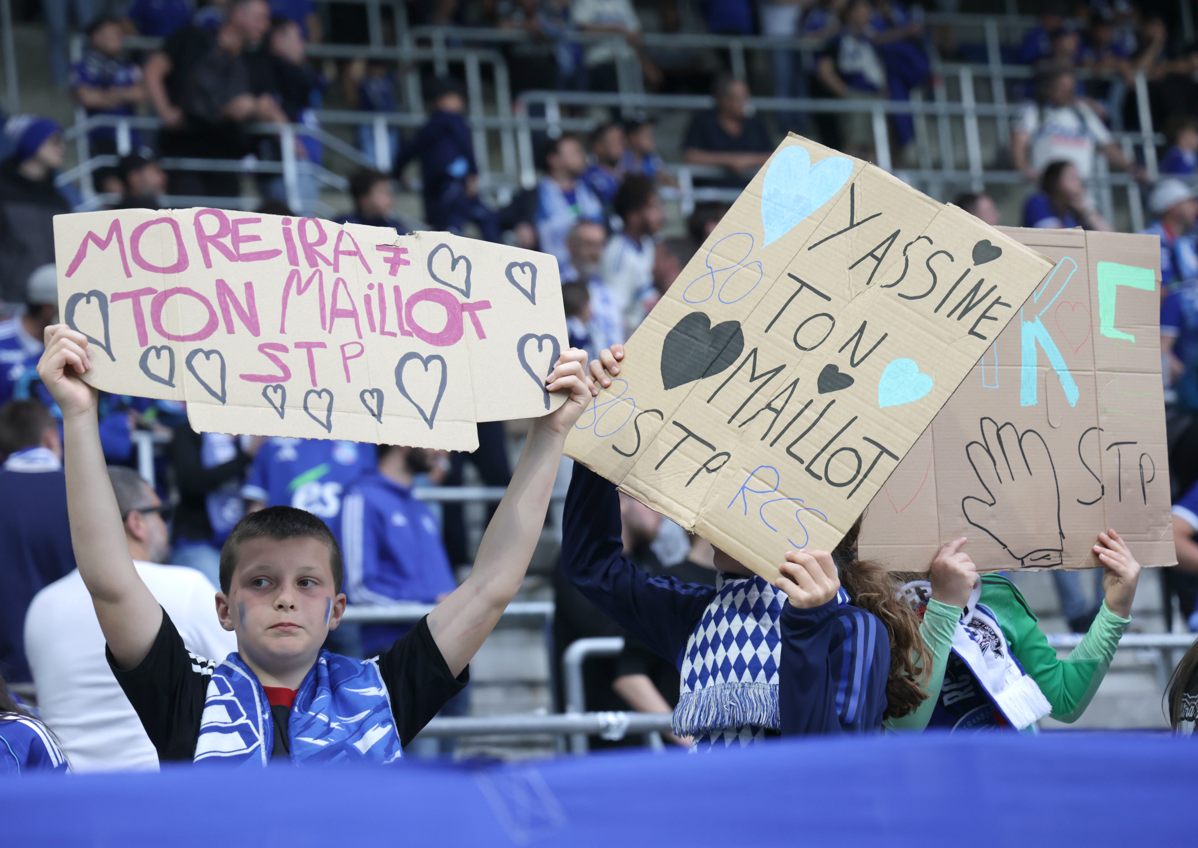 « On les aime quand même » : les supporters du Racing Club de Strasbourg ont dit au revoir à leurs joueurs