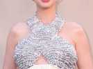 Vid�o Anne Hathaway rejoint le plus prestigieux des clubs Disney